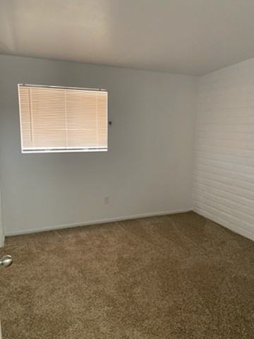 1158 // 4170 E 32nd - Photo 3 of 10