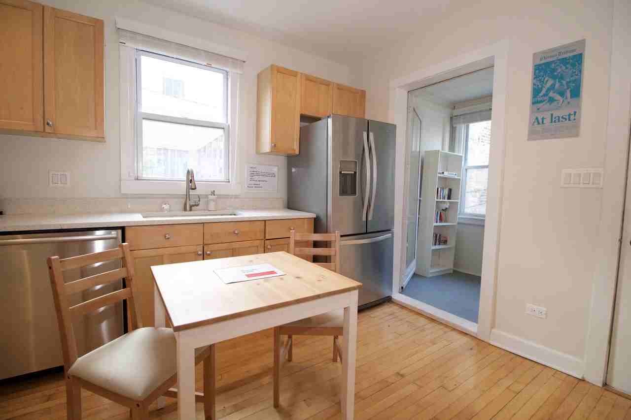 1807 W Cortland - Photo 3 of 26