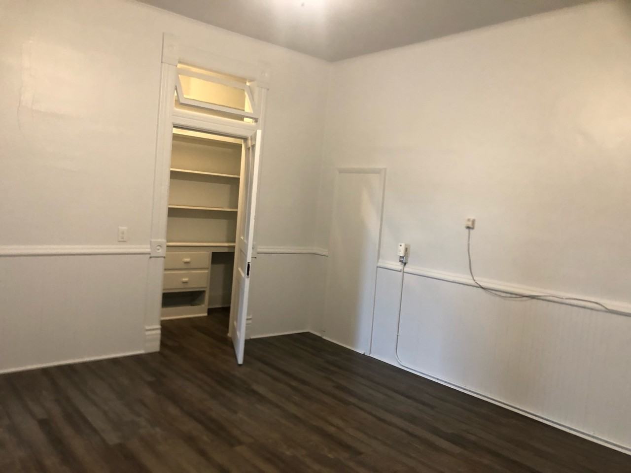 Mineral Point Rentals - Photo 2 of 9