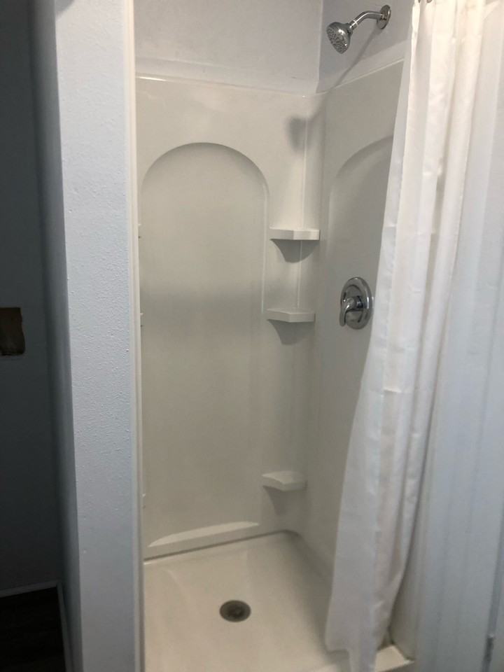 Mineral Point Rentals - Photo 7 of 9