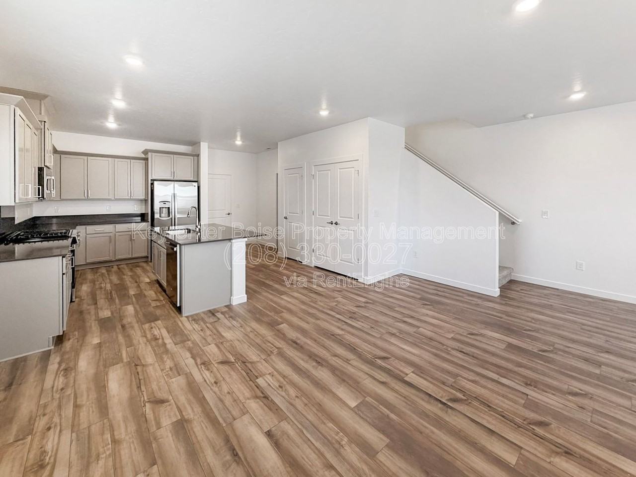 4100 W Cirrus Ln - Photo 2 of 17