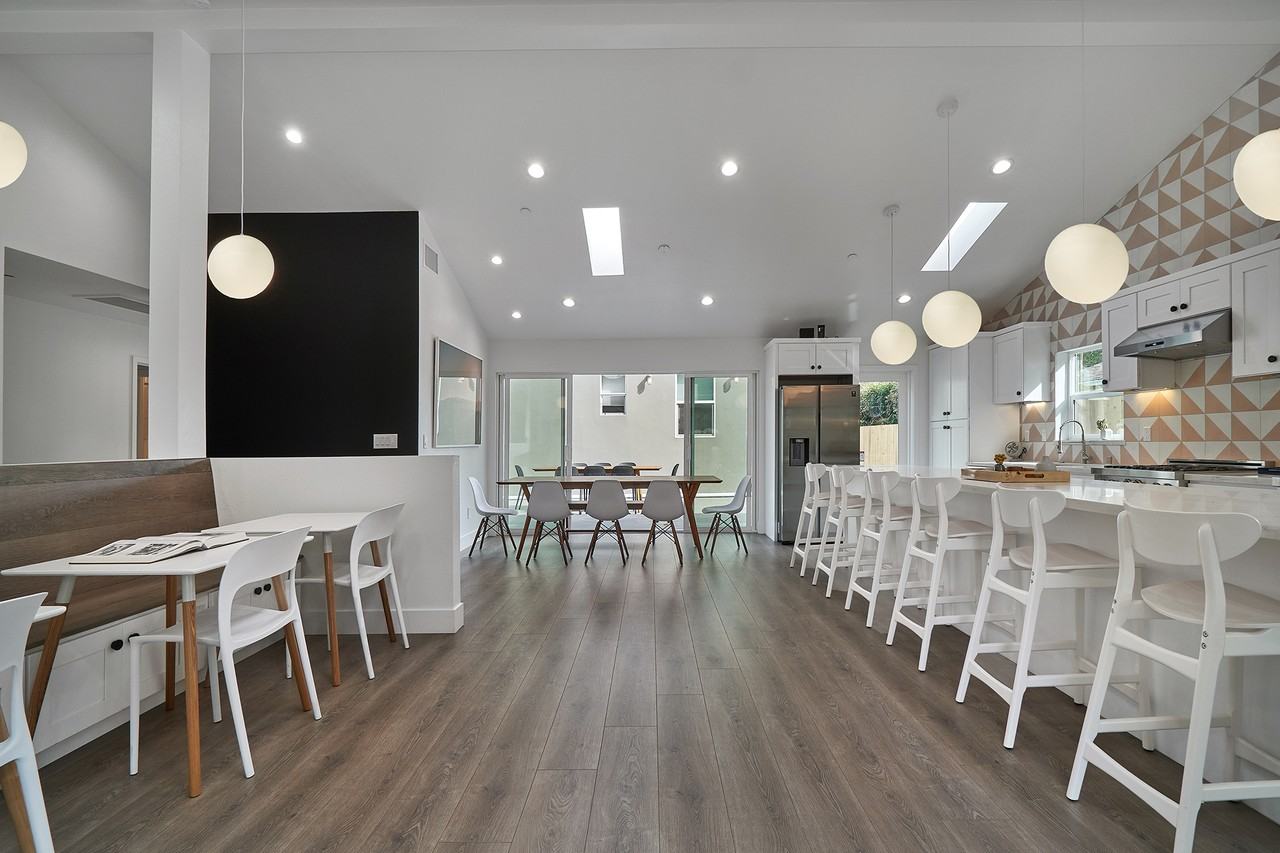 2712 Westwood Boulevard - Photo 6 of 28