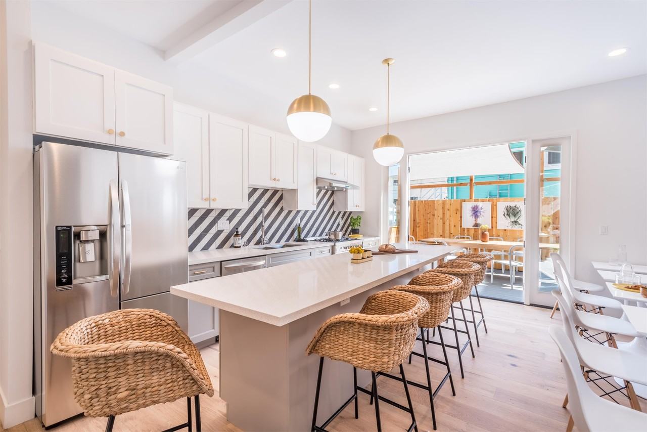 133 S Avenue 56 - Photo 7 of 17