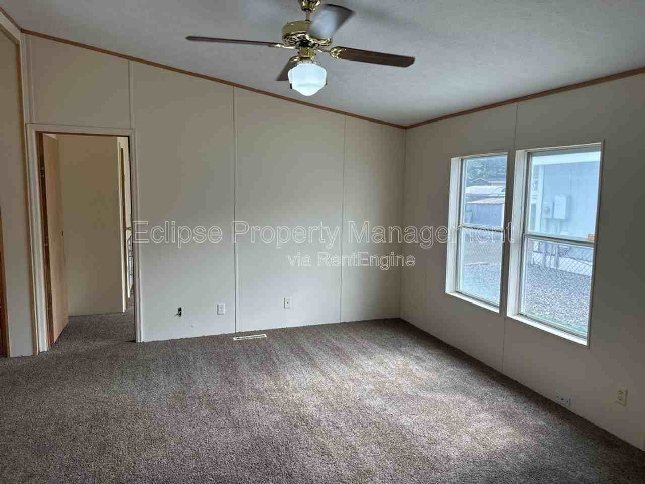 187 Honeysuckle Cir - Photo 2 of 28