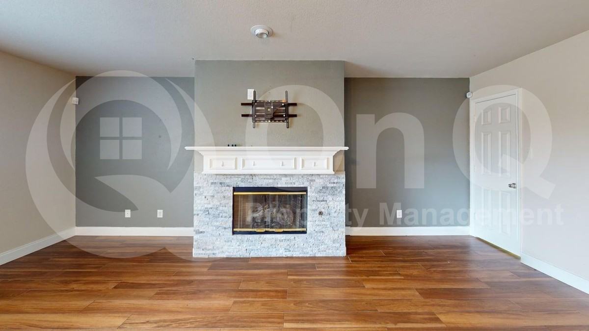 2887 Park Place Dr - Photo 7 of 28