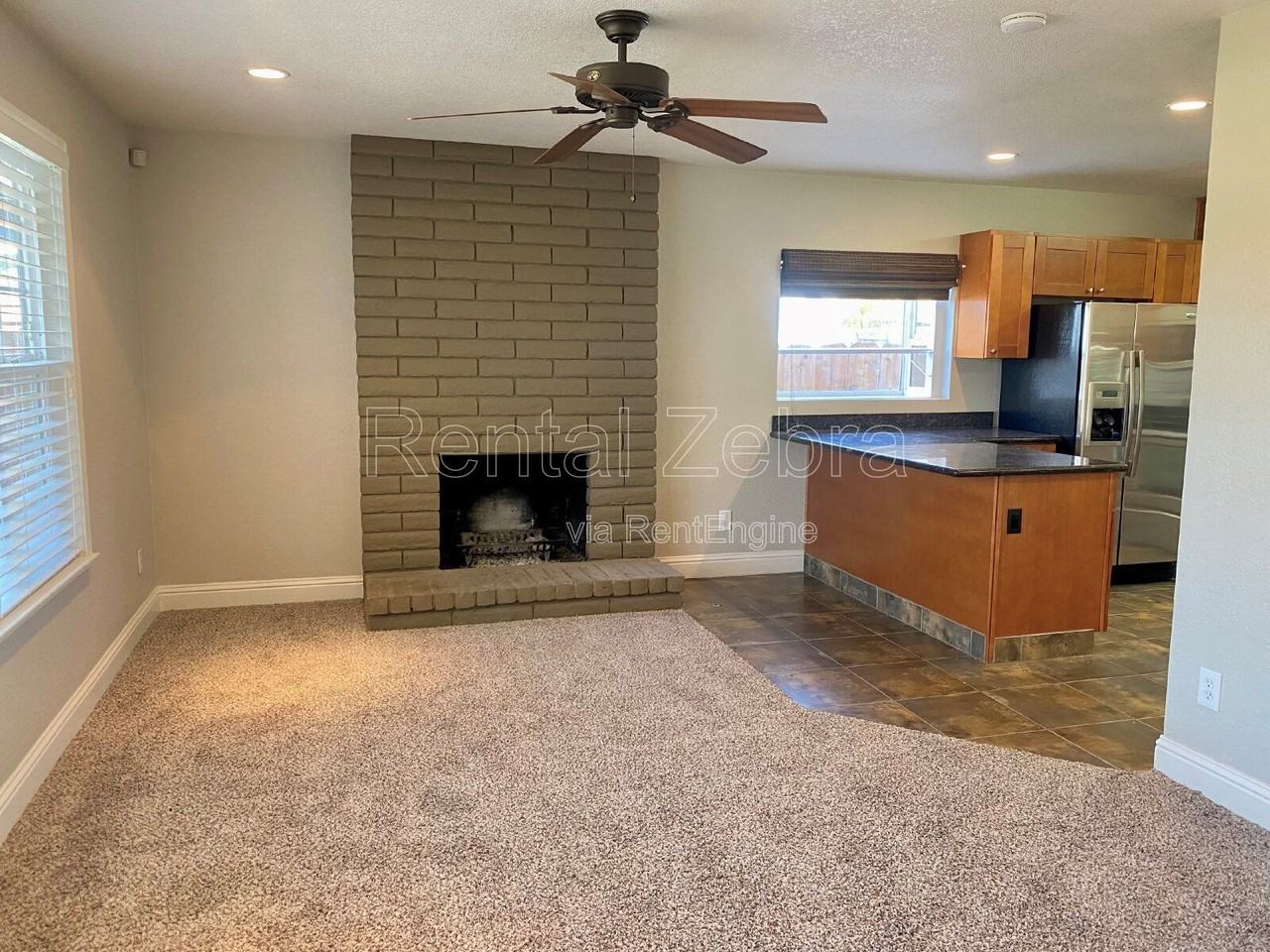 1216 Rose Ave - Photo 2 of 26