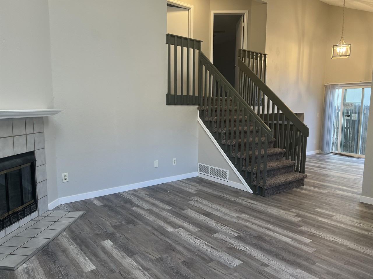 17676 E Bethany Cir - Photo 4 of 25