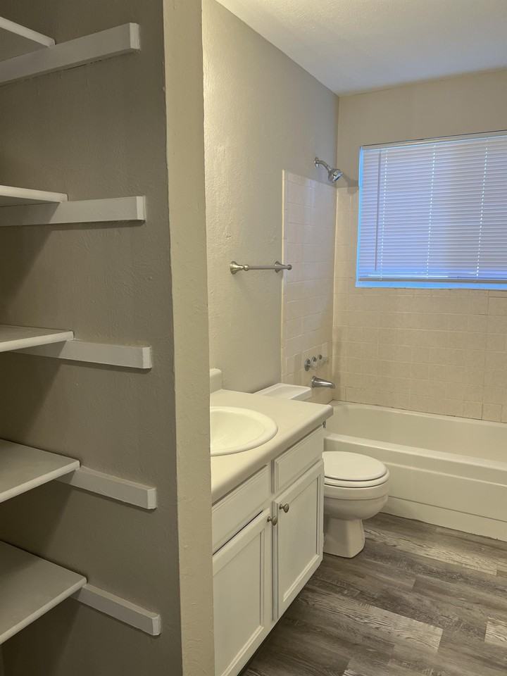 17676 E Bethany Cir - Photo 6 of 25