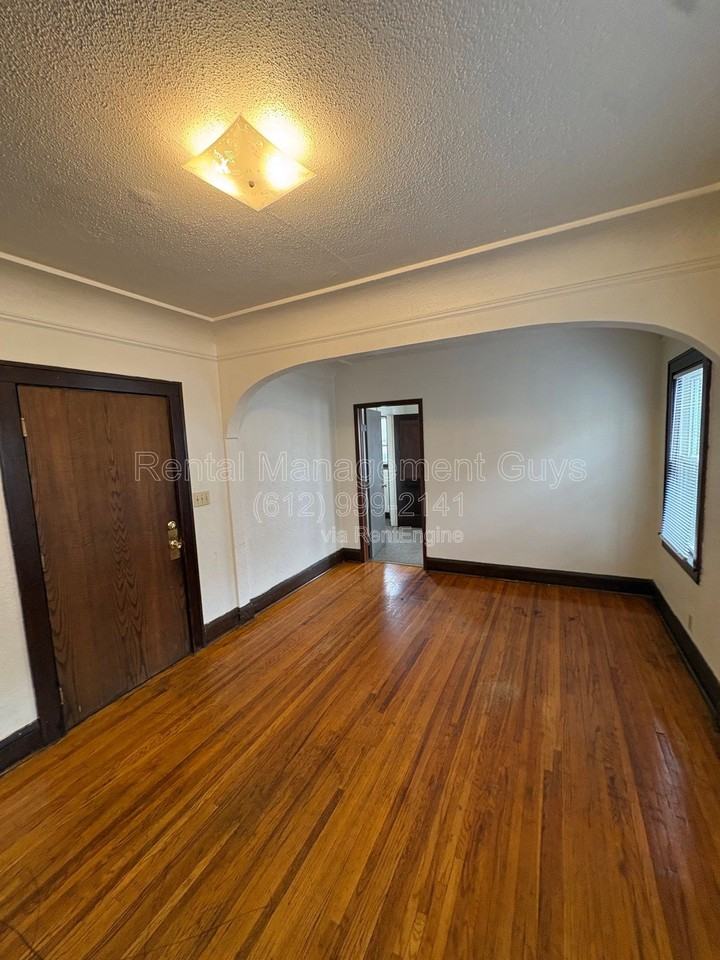 3318 Penn Ave N #3 - Photo 2 of 8