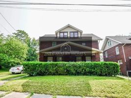 featured image of 242 Park Ave Sw