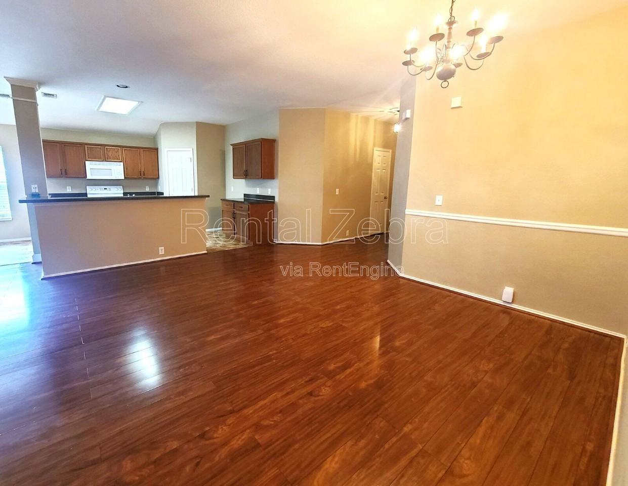 8612 Orleans Ln - Photo 2 of 18