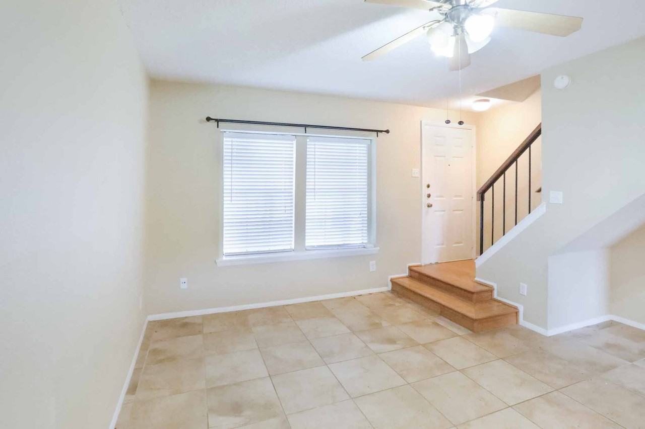 1411 Gracy Farms Ln #76 - Photo 5 of 20