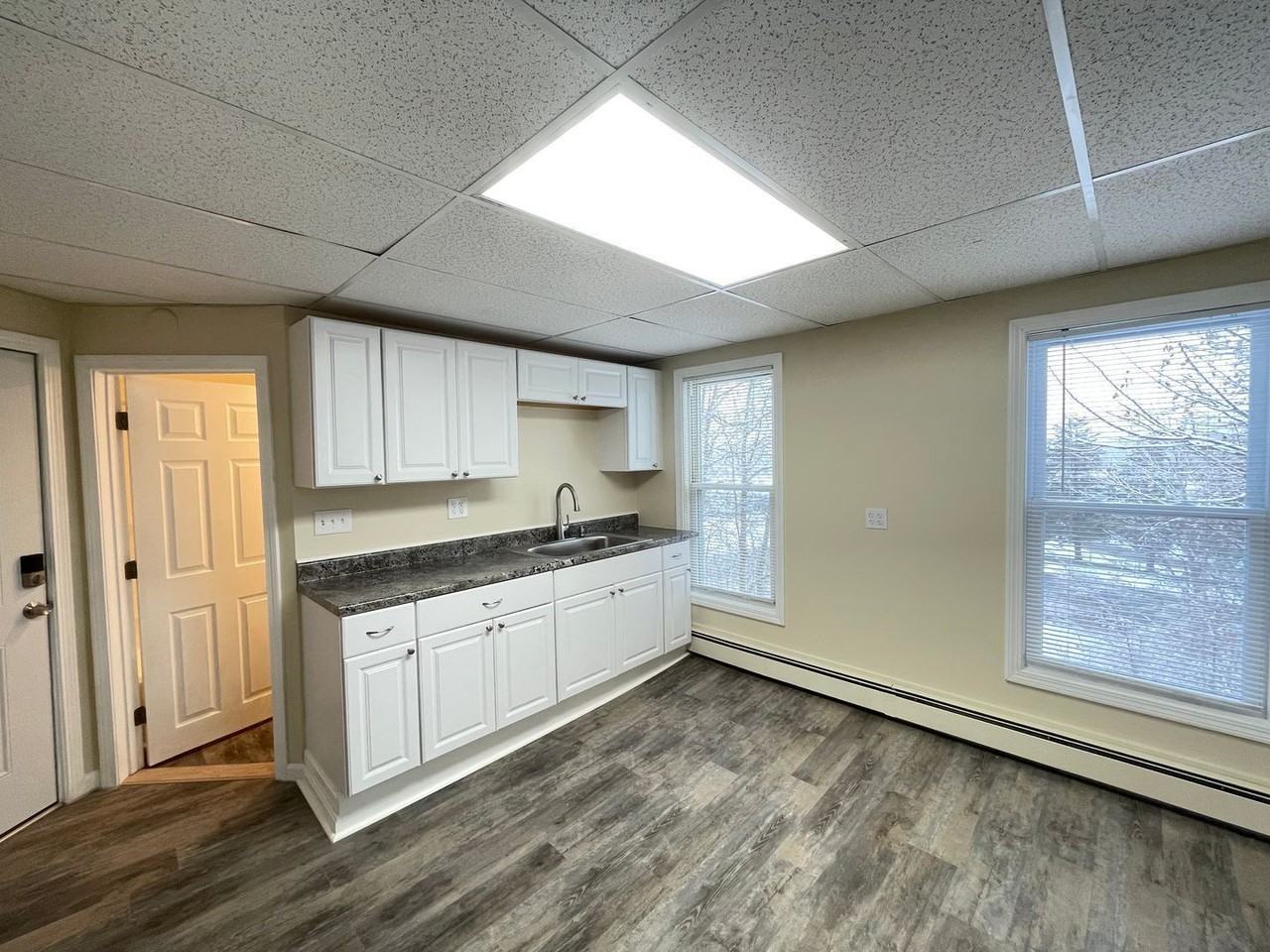 39 Ferry St #4 - Photo 4 of 18