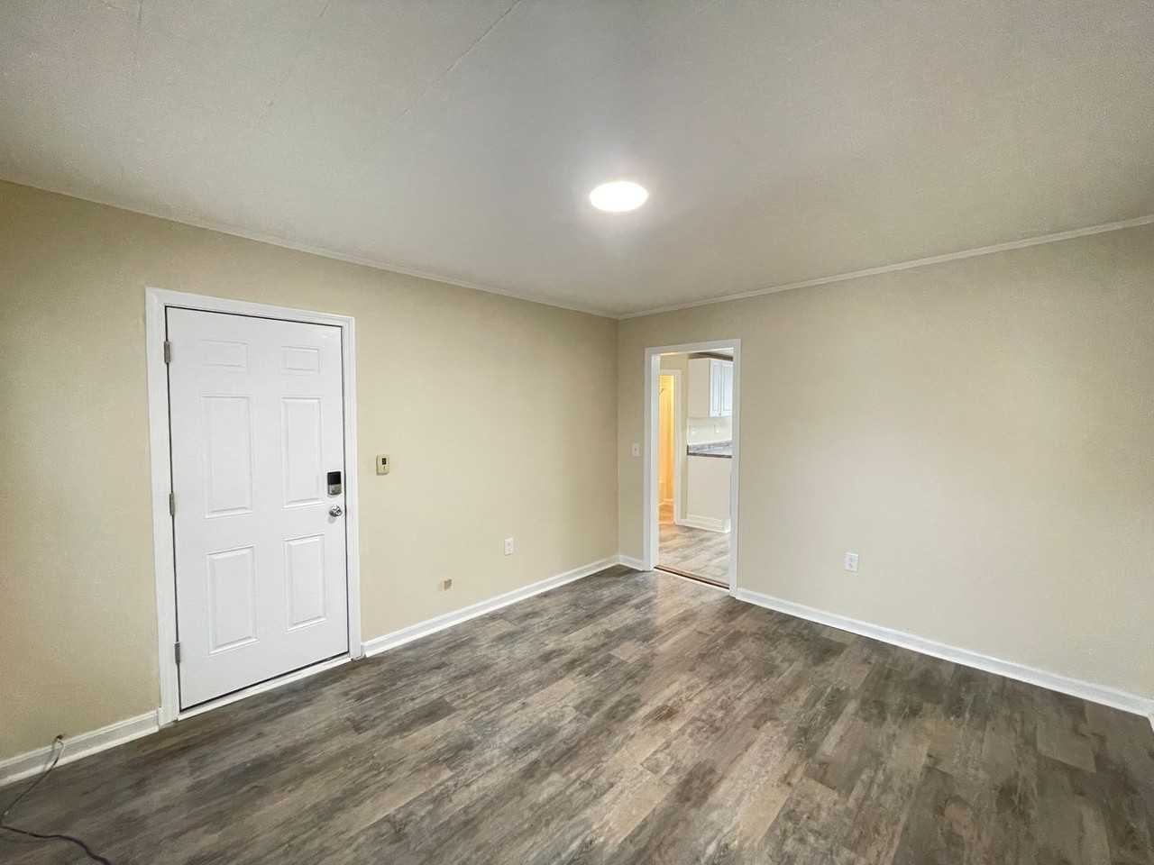 39 Ferry St #4 - Photo 7 of 18