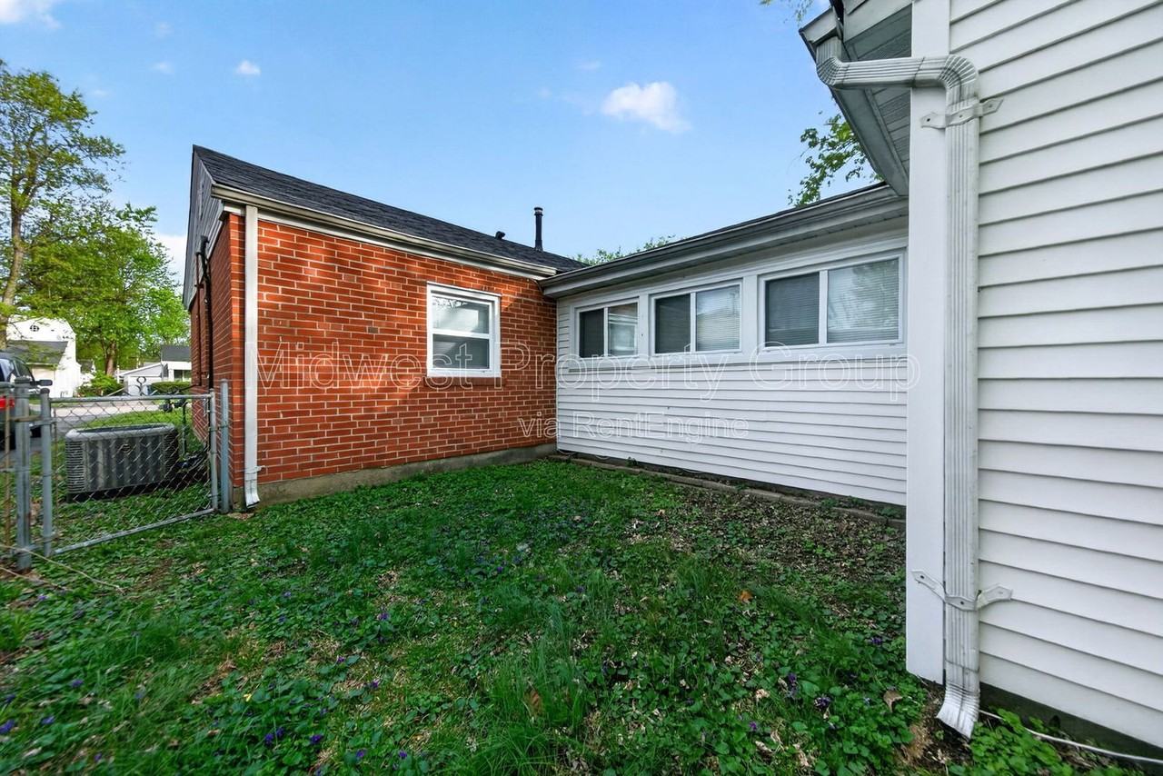 4313 Saint Dominic Ln - Photo 7 of 25