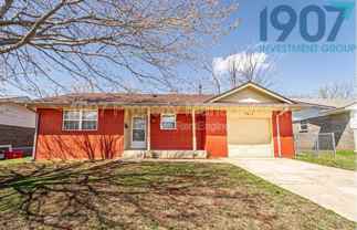 1611 Pinewood Dr - Photo 1 of 1