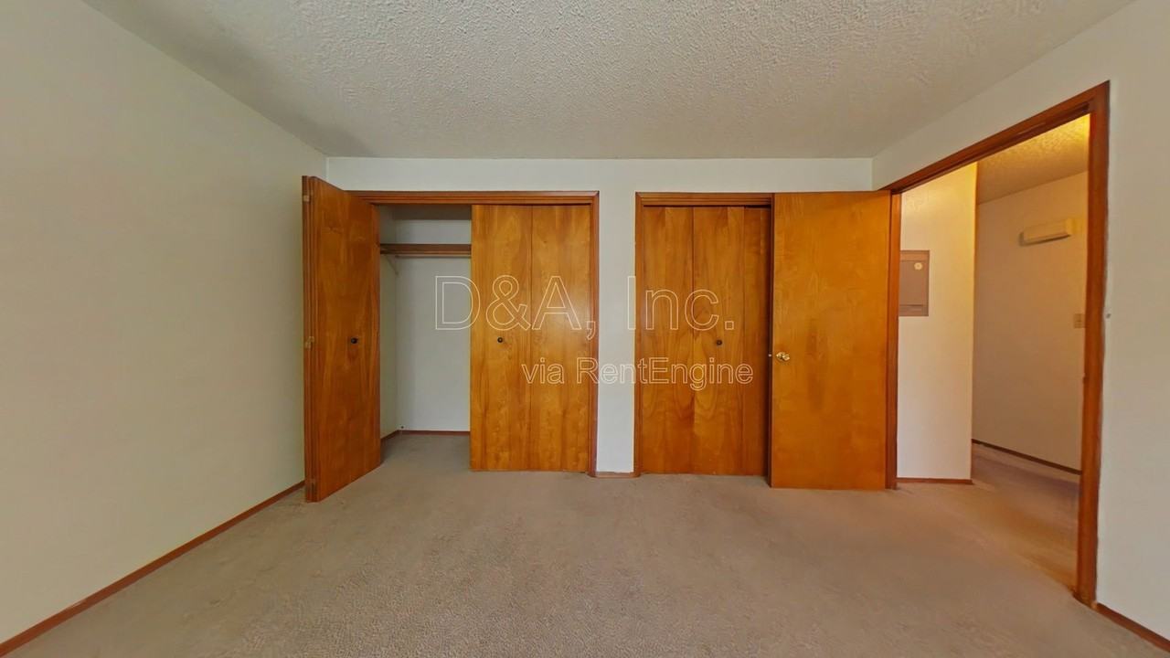 555 Nw Kings Blvd #3 - Photo 5 of 8