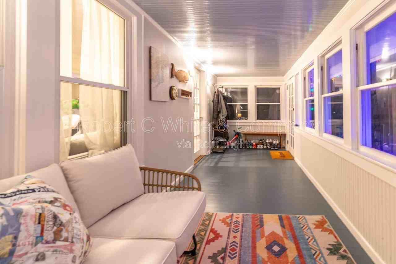 15 Emerson St - Photo 5 of 28