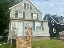 featured image of 555 Lumiere St