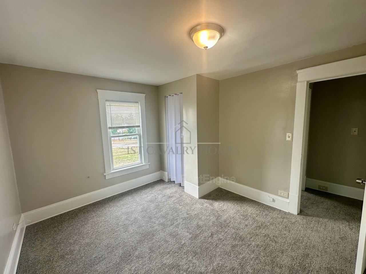 555 Lumiere St - Photo 6 of 7