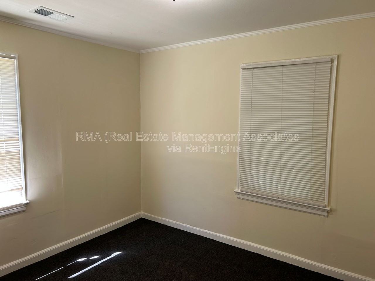 716 Ray St - Photo 6 of 6