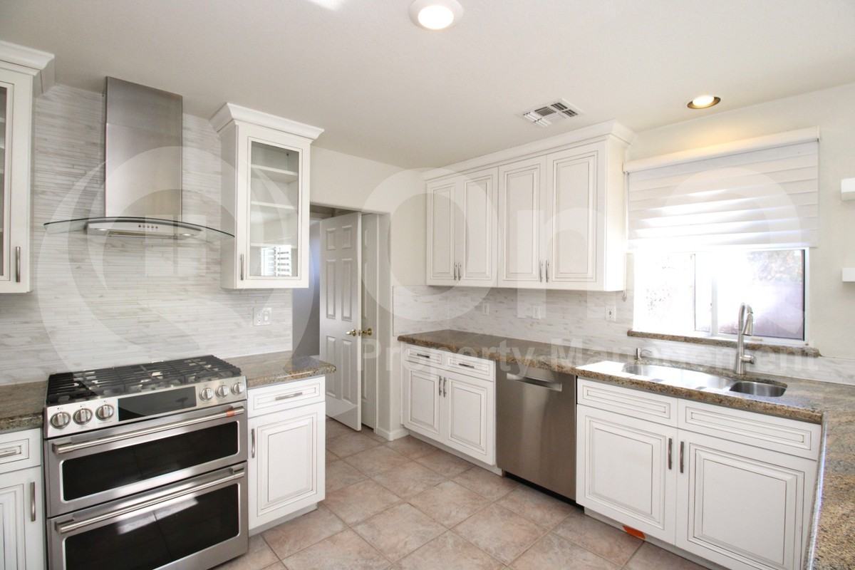 7650 E Williams Dr #1012 - Photo 5 of 37