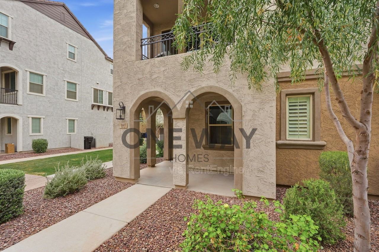 1685 E Chelsea Ln - Photo 4 of 36