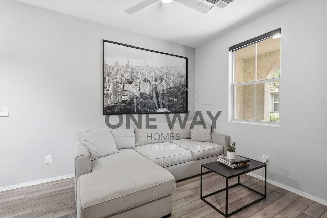 1685 E Chelsea Ln - Photo 6 of 36