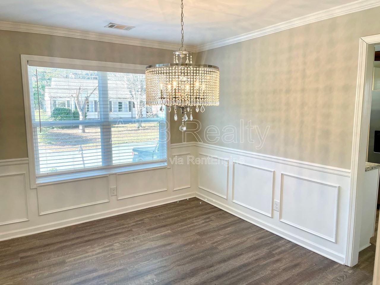 2626 Blount St - Photo 5 of 18