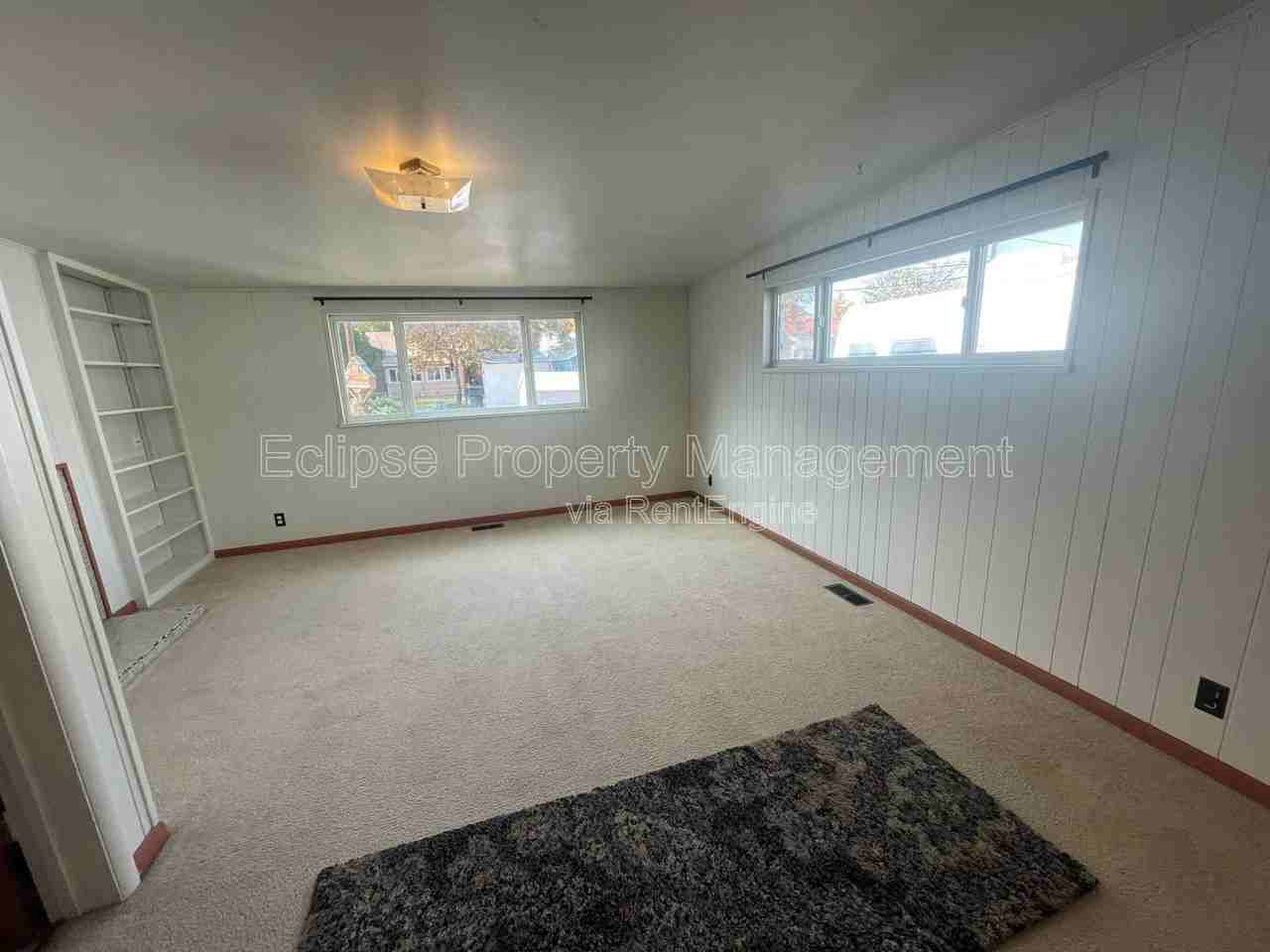 447 N 19th St - Photo 6 of 25