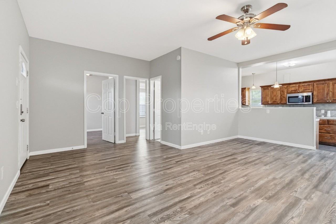 9140 Sailfish Dr - Photo 6 of 35