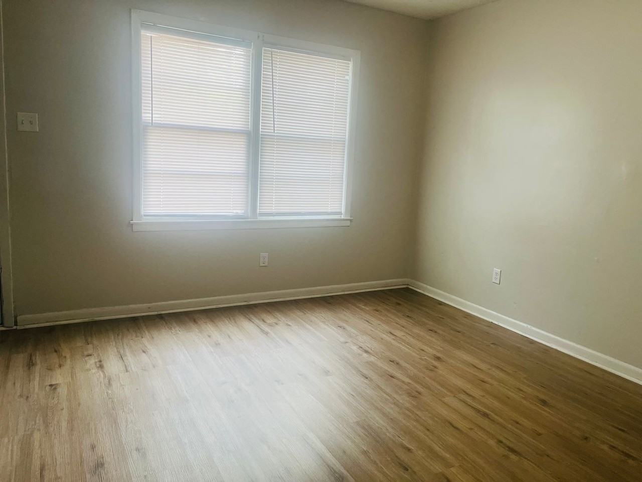 131 Wall St #122 - Photo 2 of 12