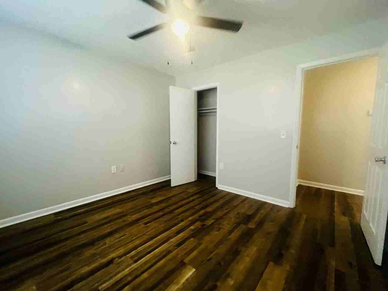 406 Russell Pkwy #11 - Photo 4 of 9