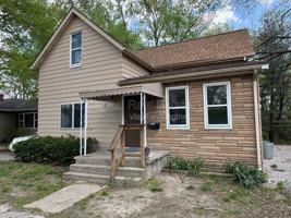 featured image of 1006 N 2nd St