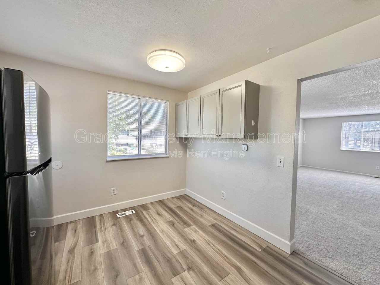 2241 Dawson Cir - Photo 4 of 17