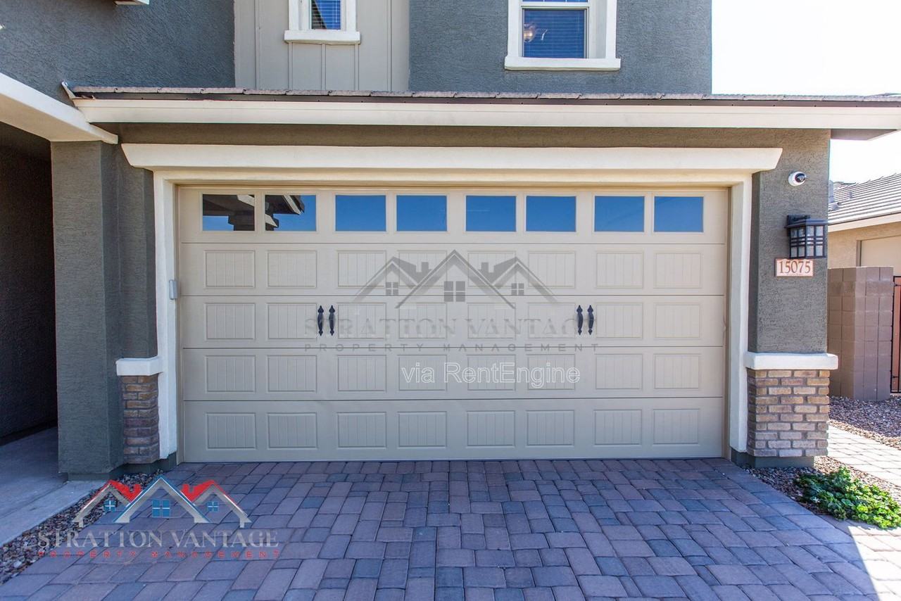 15075 W Mckinley St - Photo 4 of 50