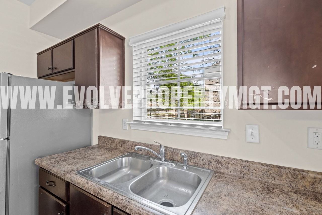 3586 Brister Cv - Photo 7 of 23