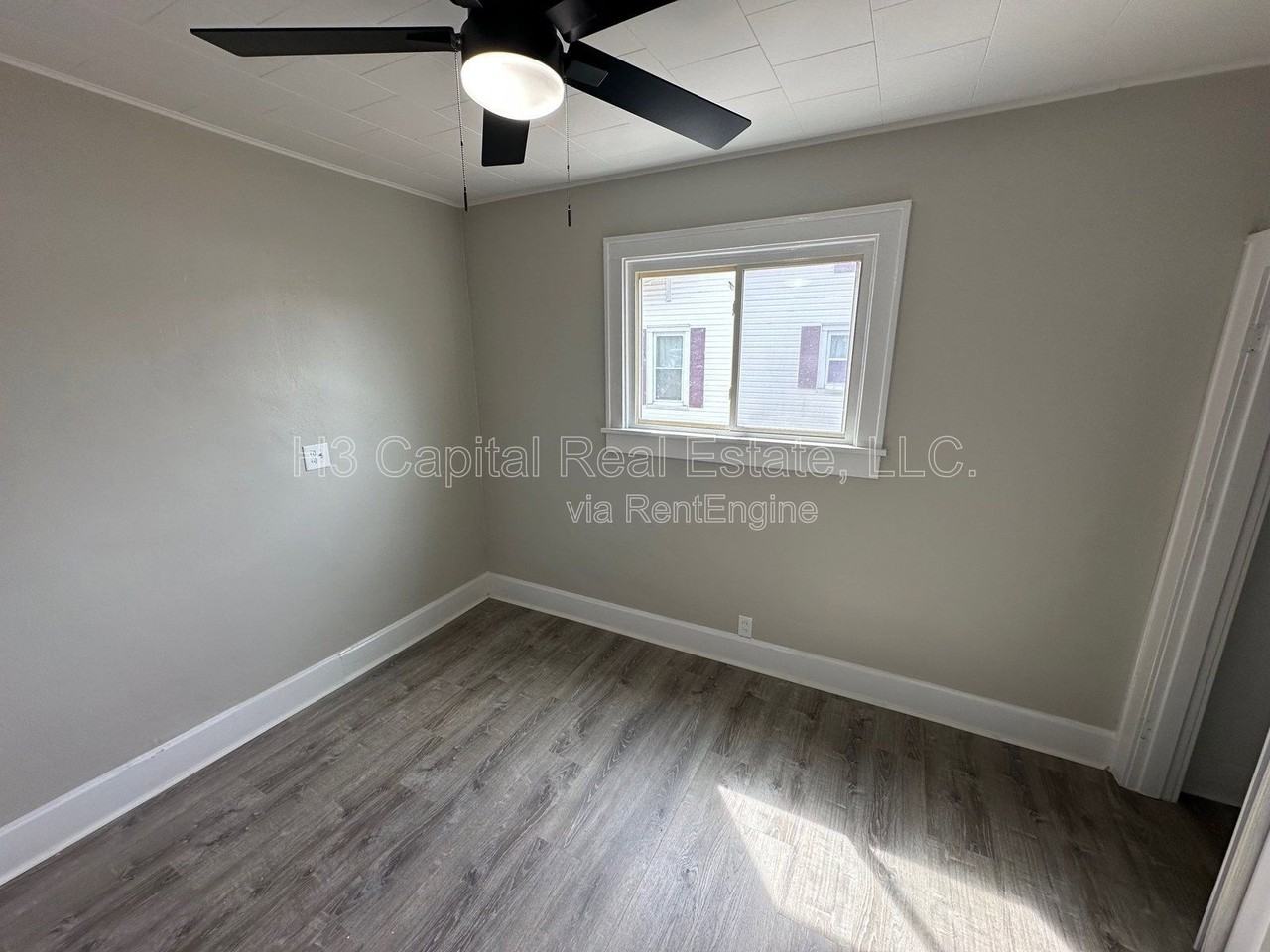 855 E Acton Ave - Photo 5 of 9