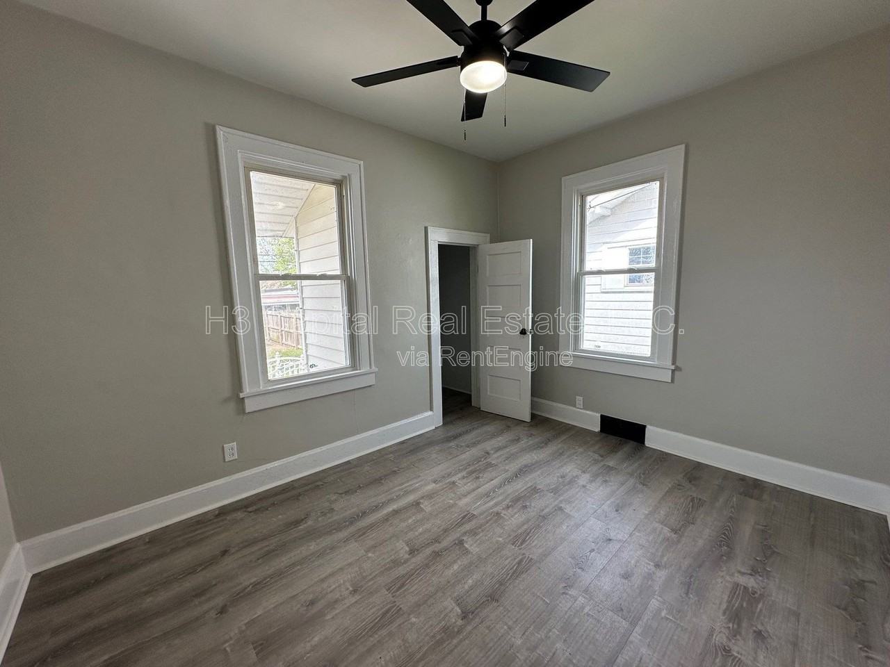 855 E Acton Ave - Photo 6 of 9