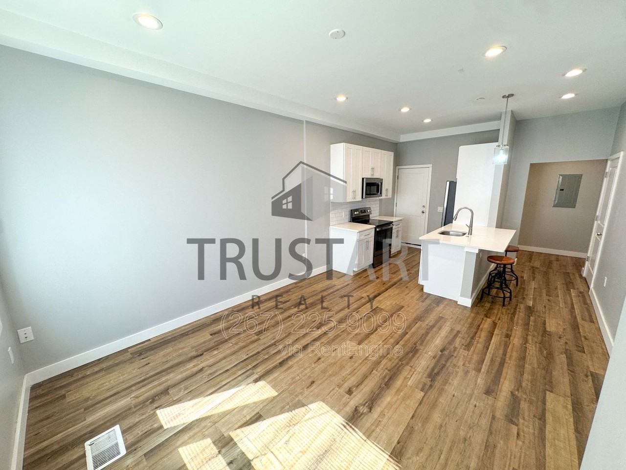 1712 N Marshall St #1 - Photo 4 of 12