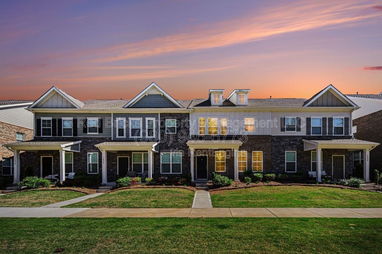 7828 Nelson Rd - Photo 2 of 27