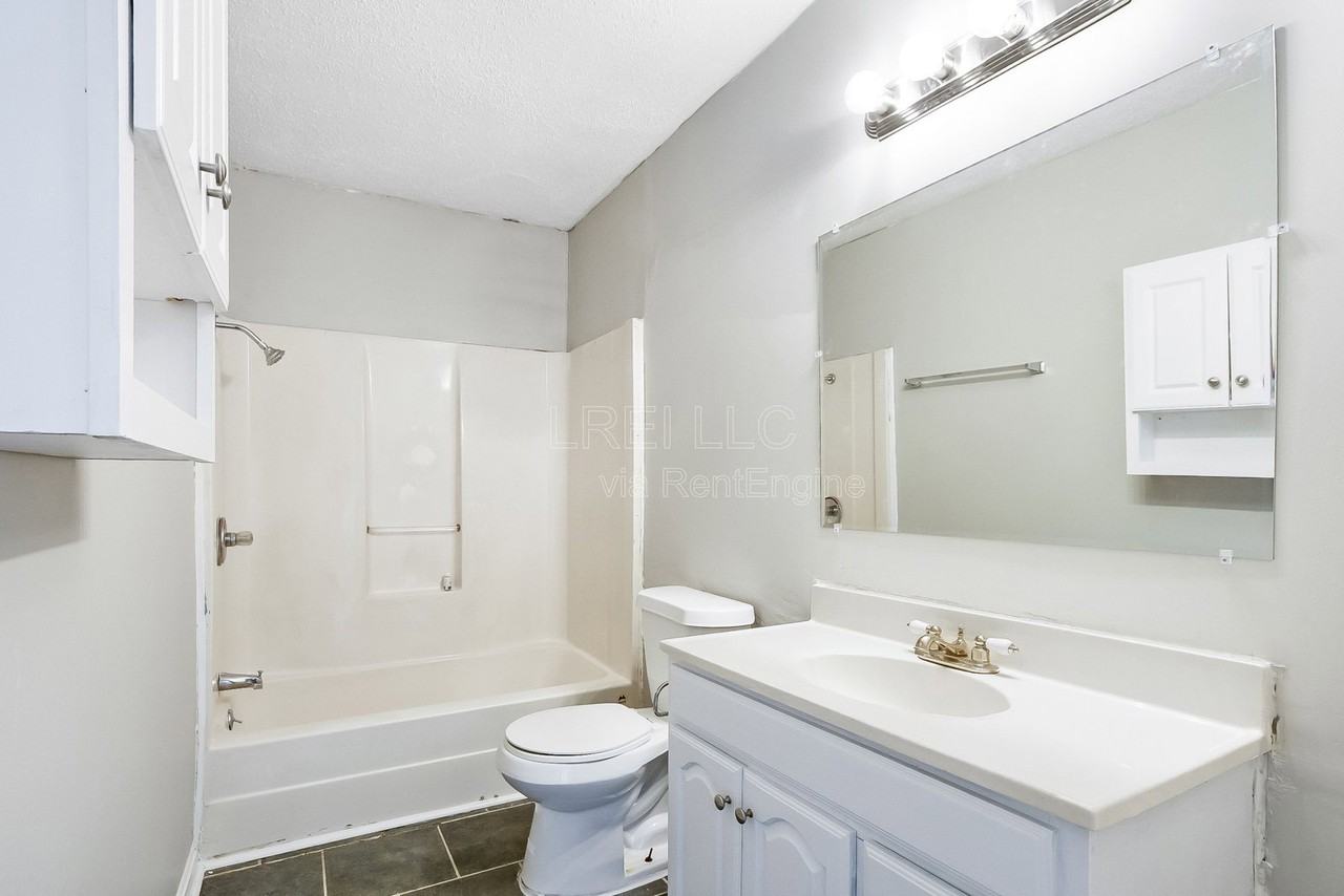 2408 Blackiston Mill Rd - Photo 6 of 14