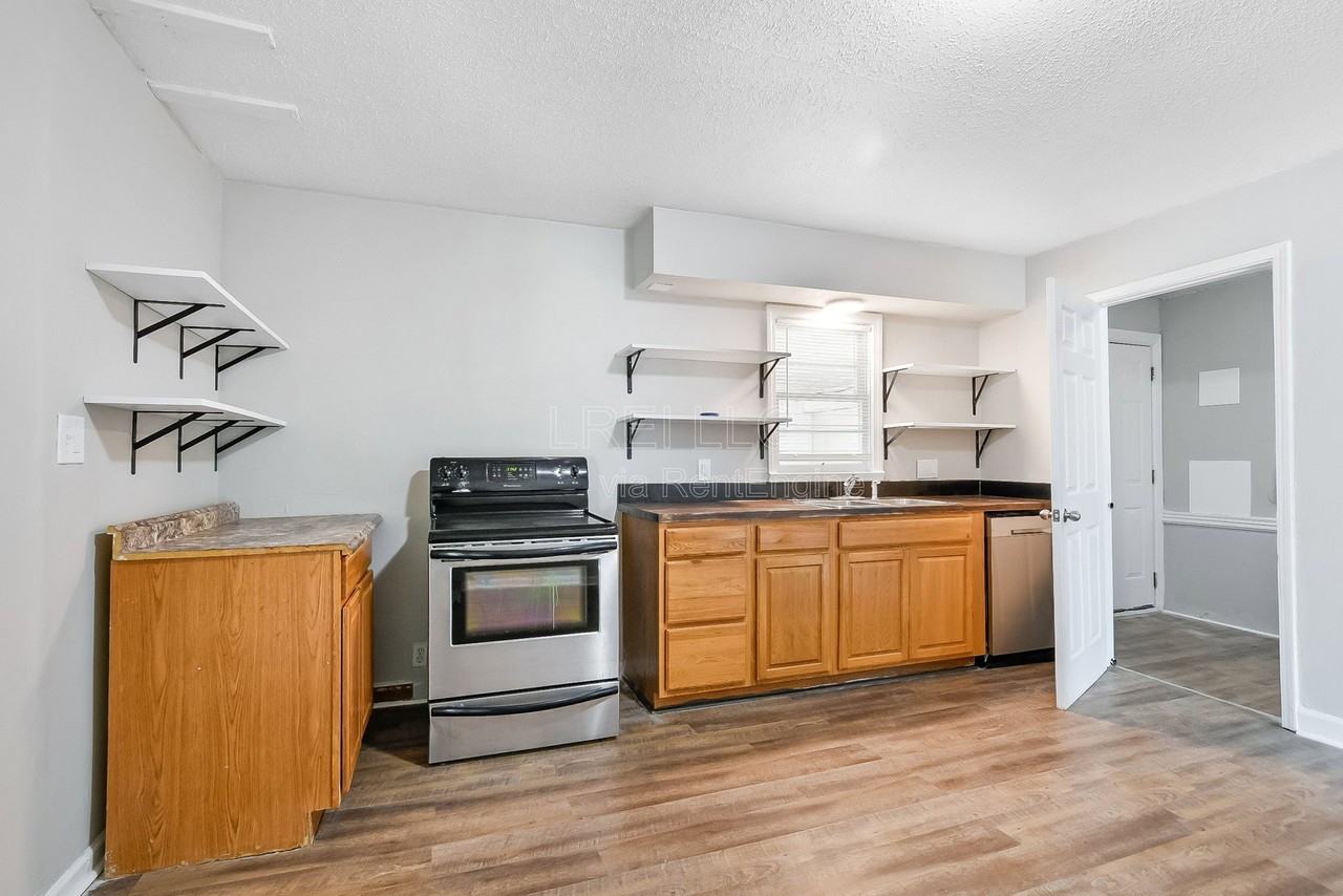 2408 Blackiston Mill Rd - Photo 7 of 14