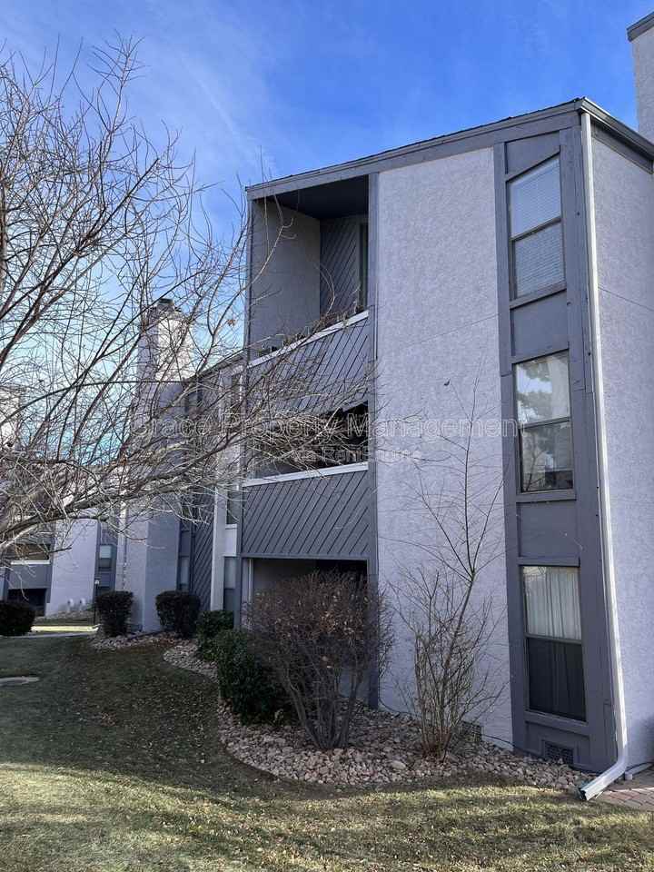 9817 E Peakview Ave #G9 - Photo 2 of 17