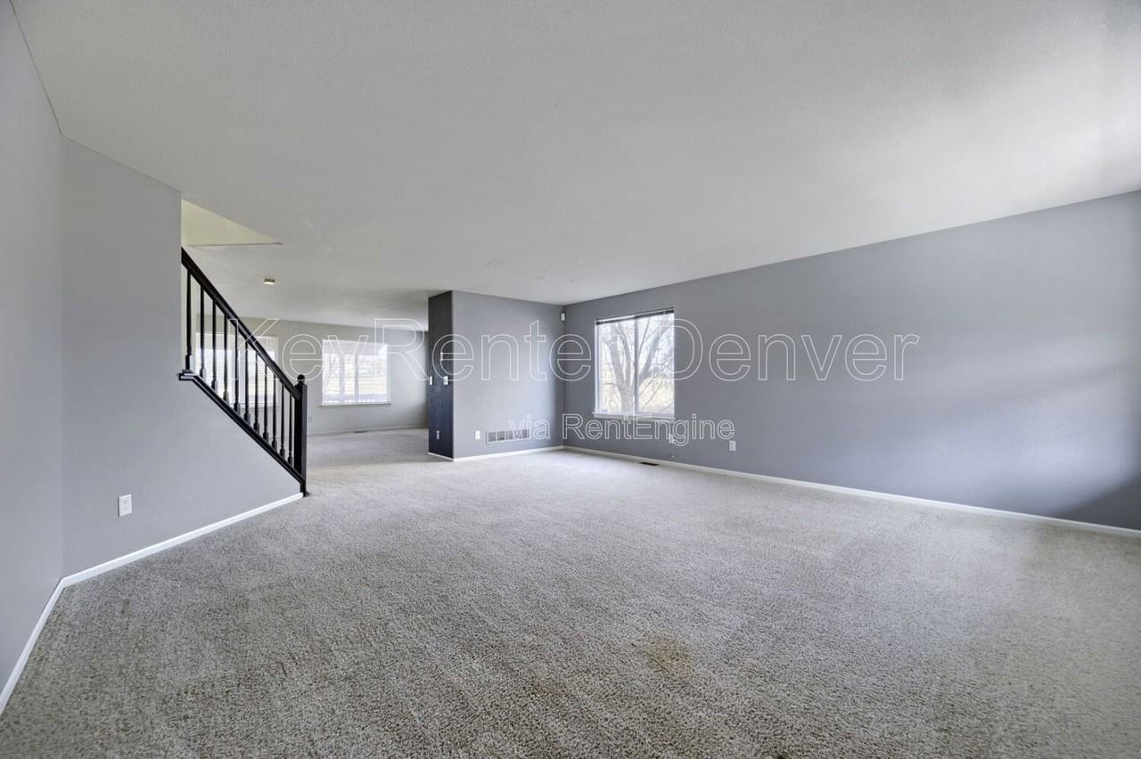 5245 S Riviera Cir - Photo 6 of 29