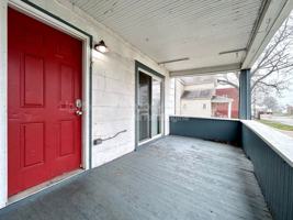 featured image of 39 Iona Ave #1