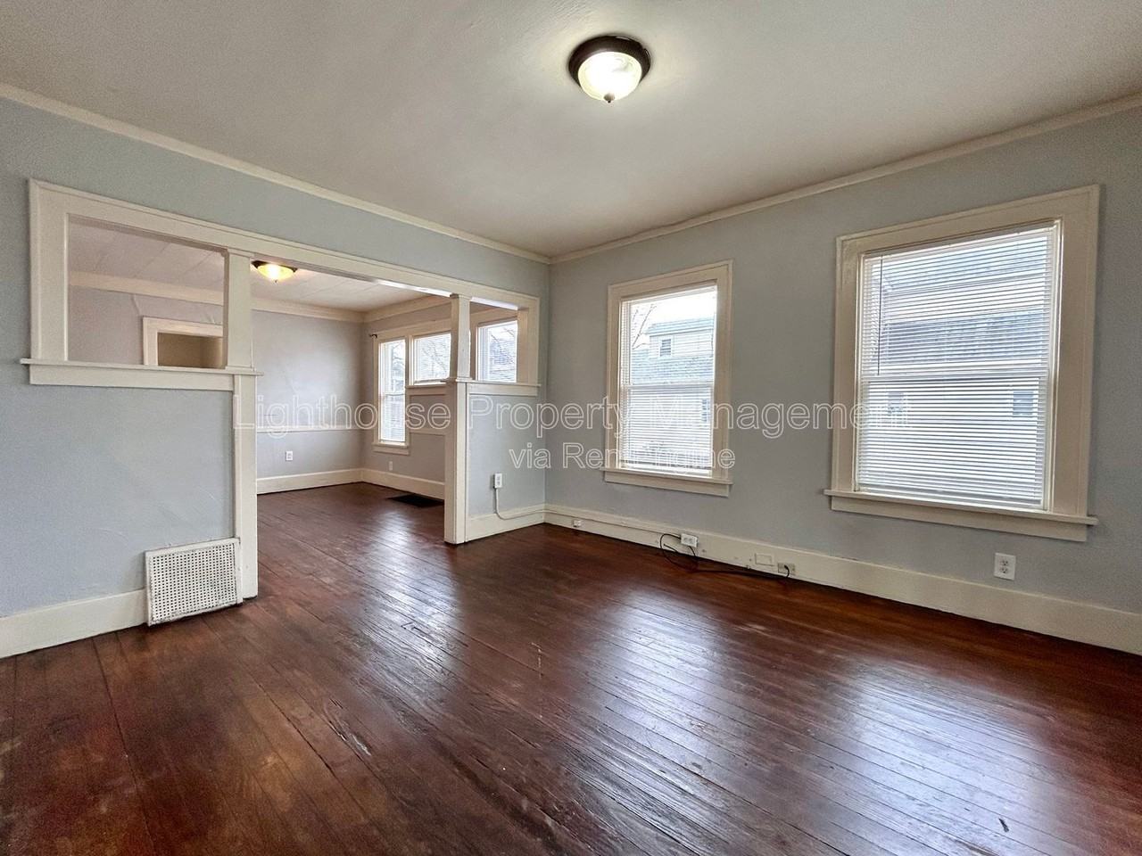 39 Iona Ave #1 - Photo 2 of 15