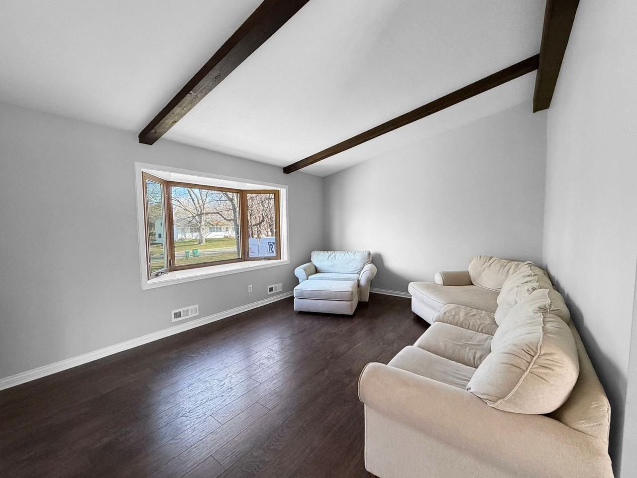 25715 Wild Rose Ln - Photo 3 of 16