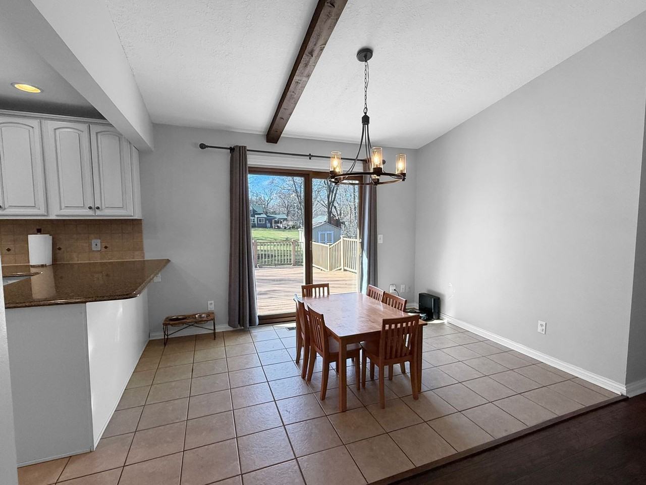 25715 Wild Rose Ln - Photo 4 of 16