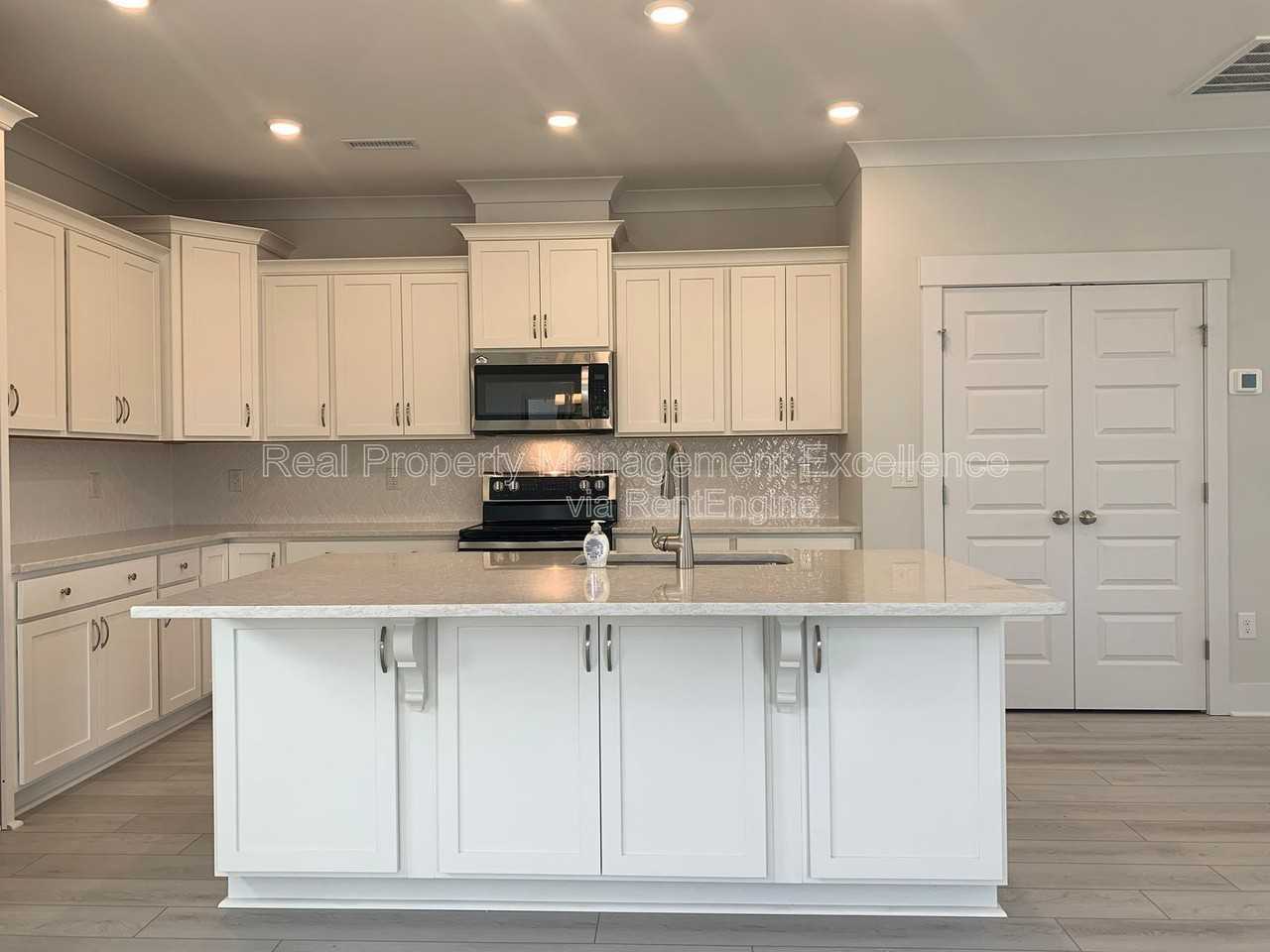 150 Steppe Way - Photo 5 of 39